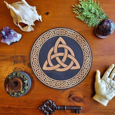 Triquetra Celtic Altar Tile